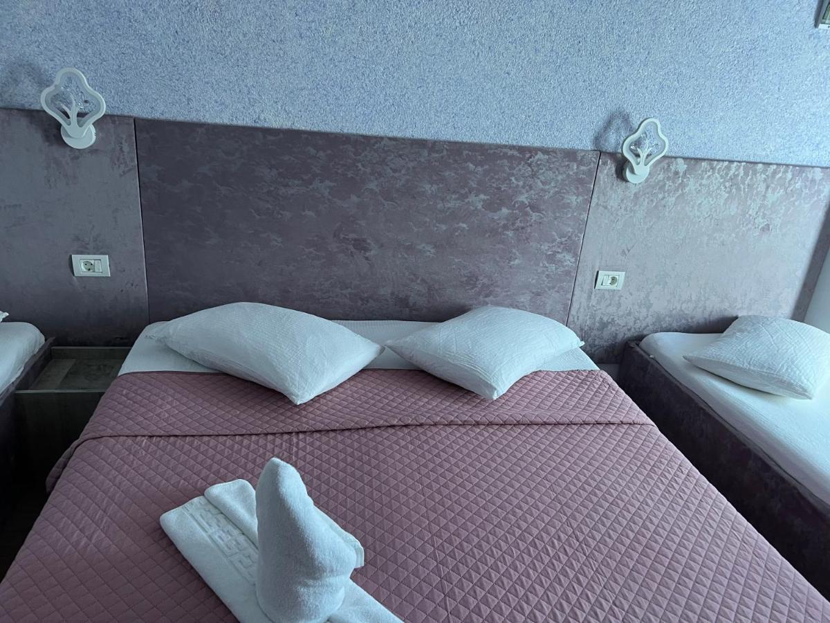 Hotel Miniom Constanta Exterior photo