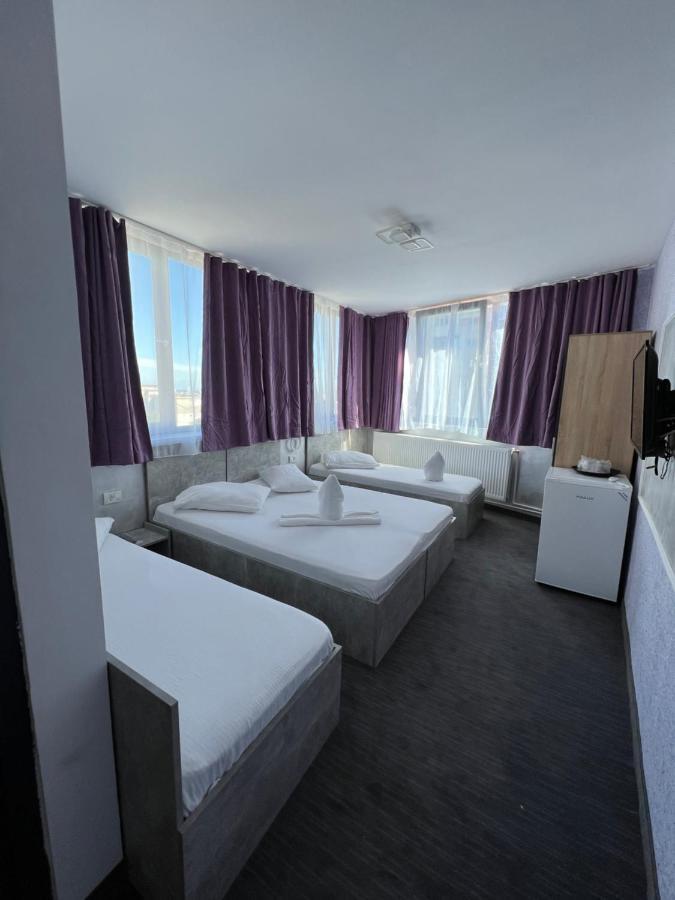 Hotel Miniom Constanta Exterior photo